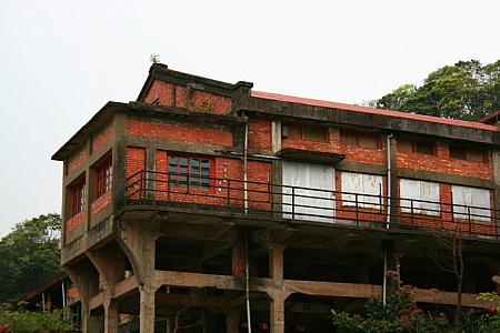 色調重現-建築6前.jpg